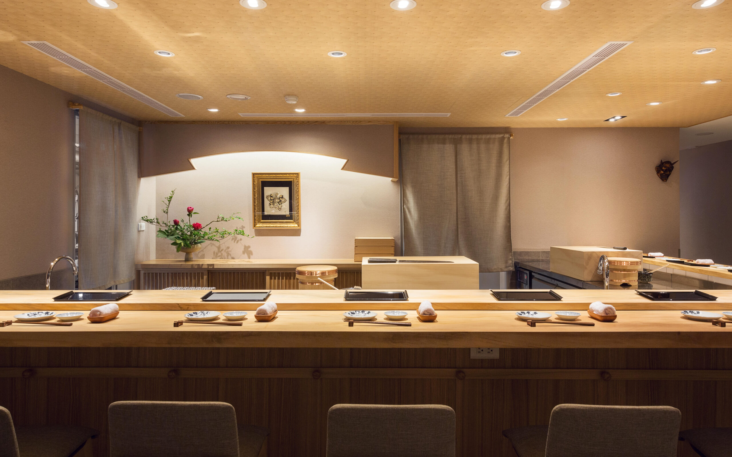 台湾の鮨店(寿司店)の内装施工事例