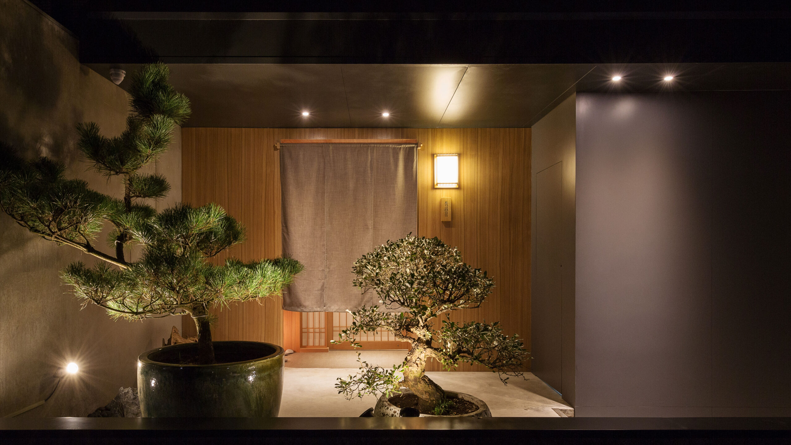 台湾の鮨店(寿司店)の内装施工事例