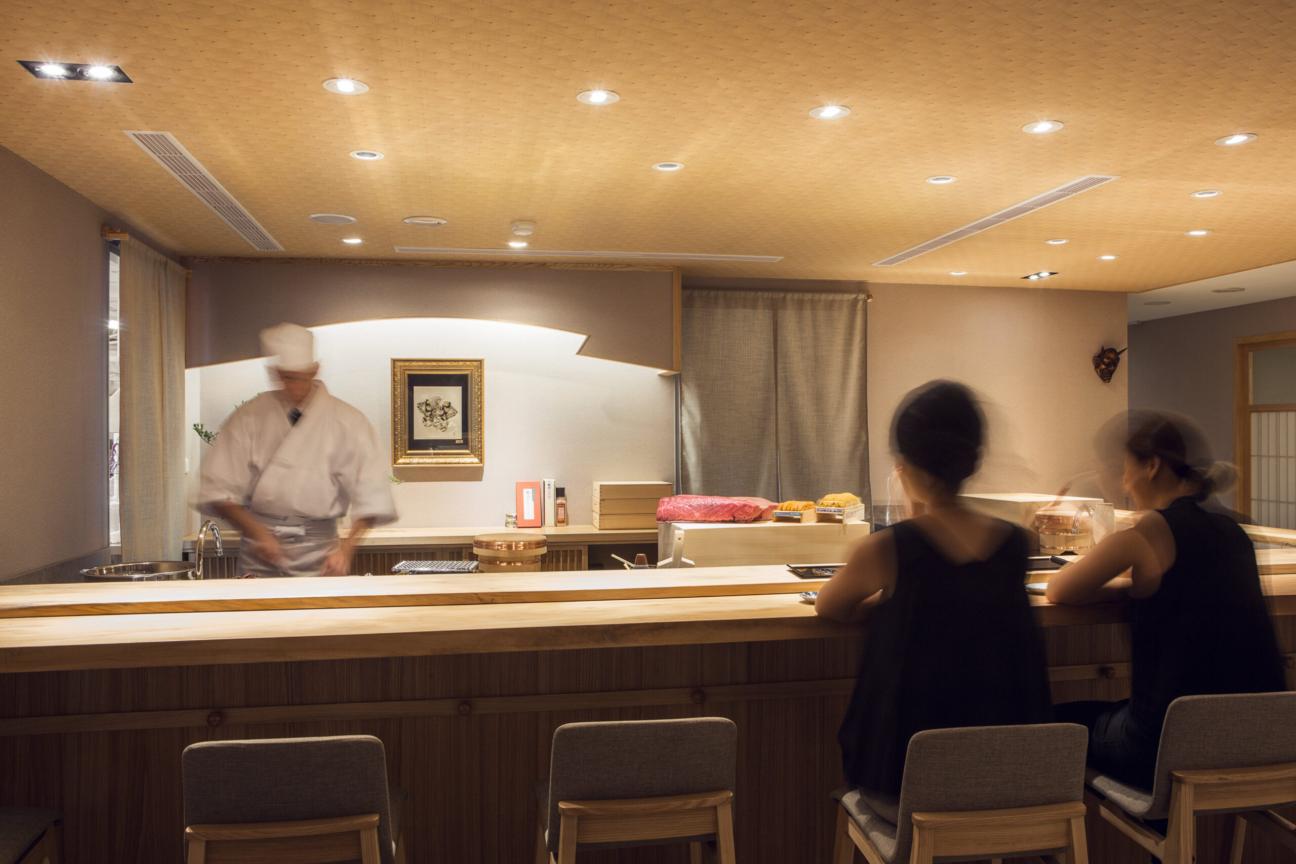 台湾の鮨店(寿司店)の内装施工事例