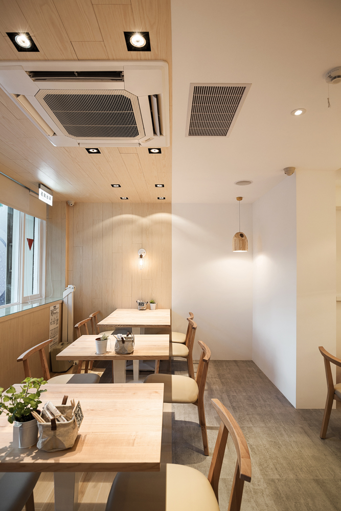 日系企業が台湾で出店したファストフード店の内装デザイン施工事例