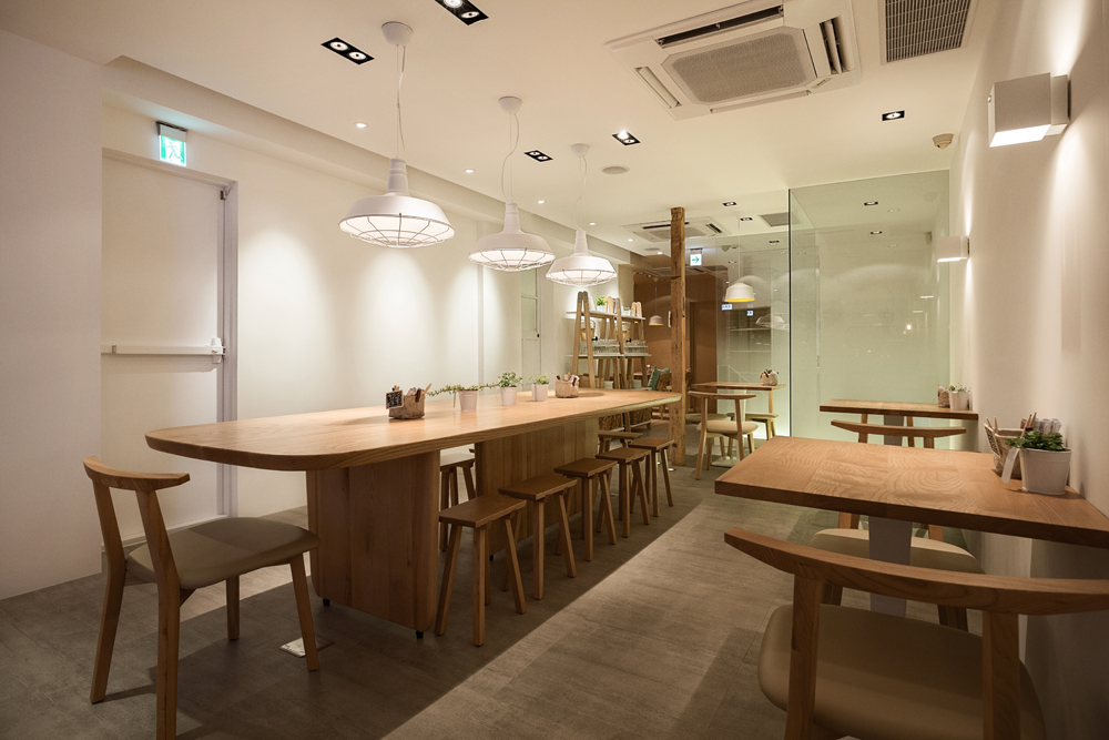 日系企業が台湾で出店したファストフード店の内装デザイン施工事例