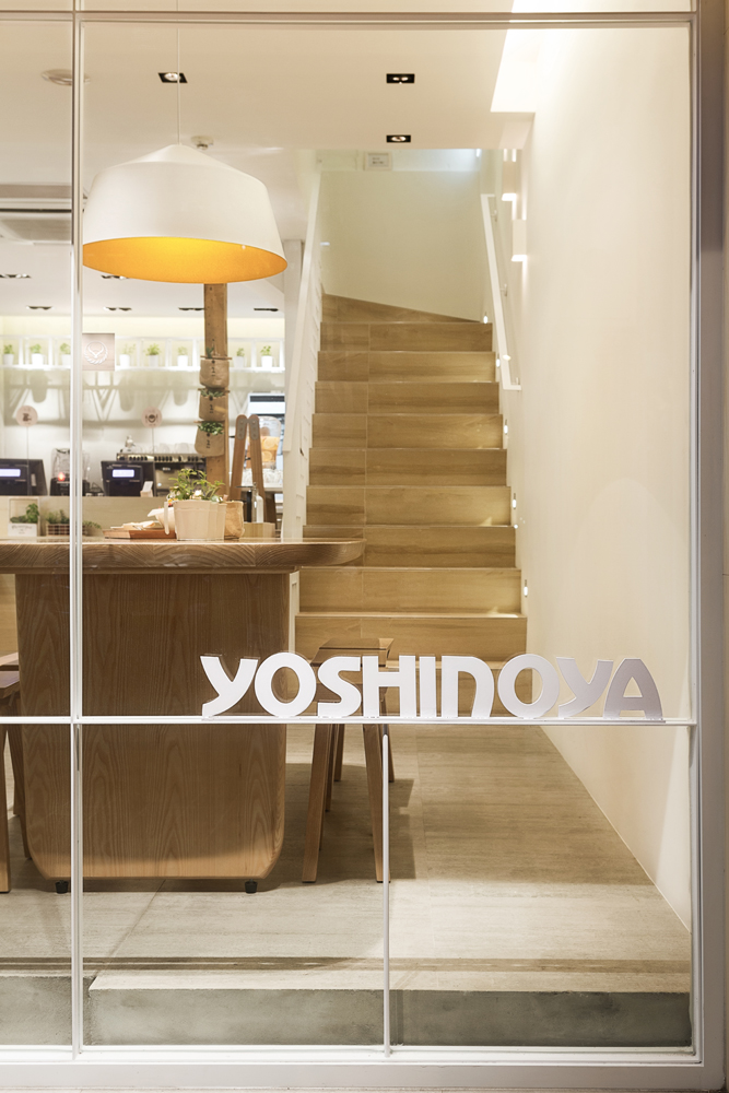 日系企業が台湾で出店したファストフード店の内装デザイン施工事例