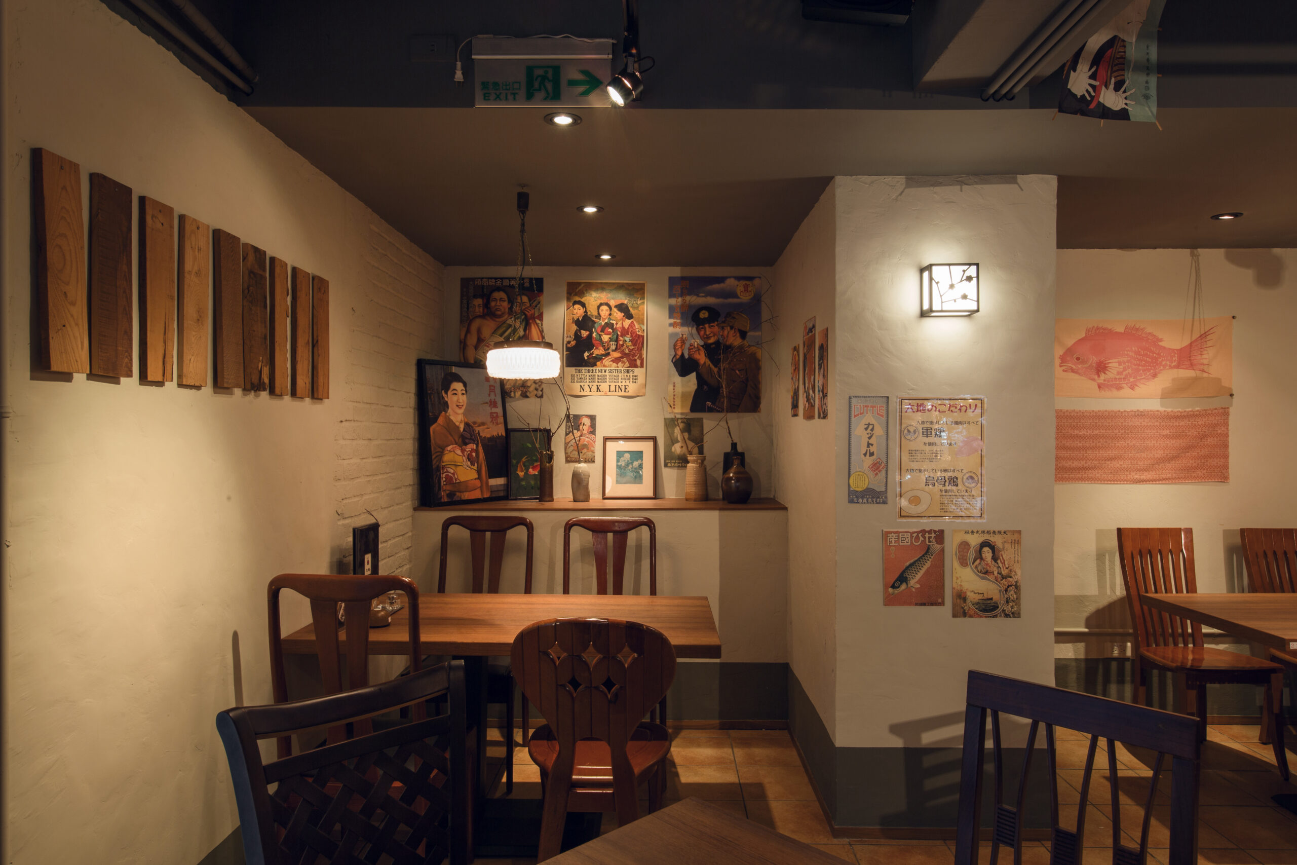 大正ロマンを醸し出すインテリアデザイン|居酒屋内装工事(台湾)