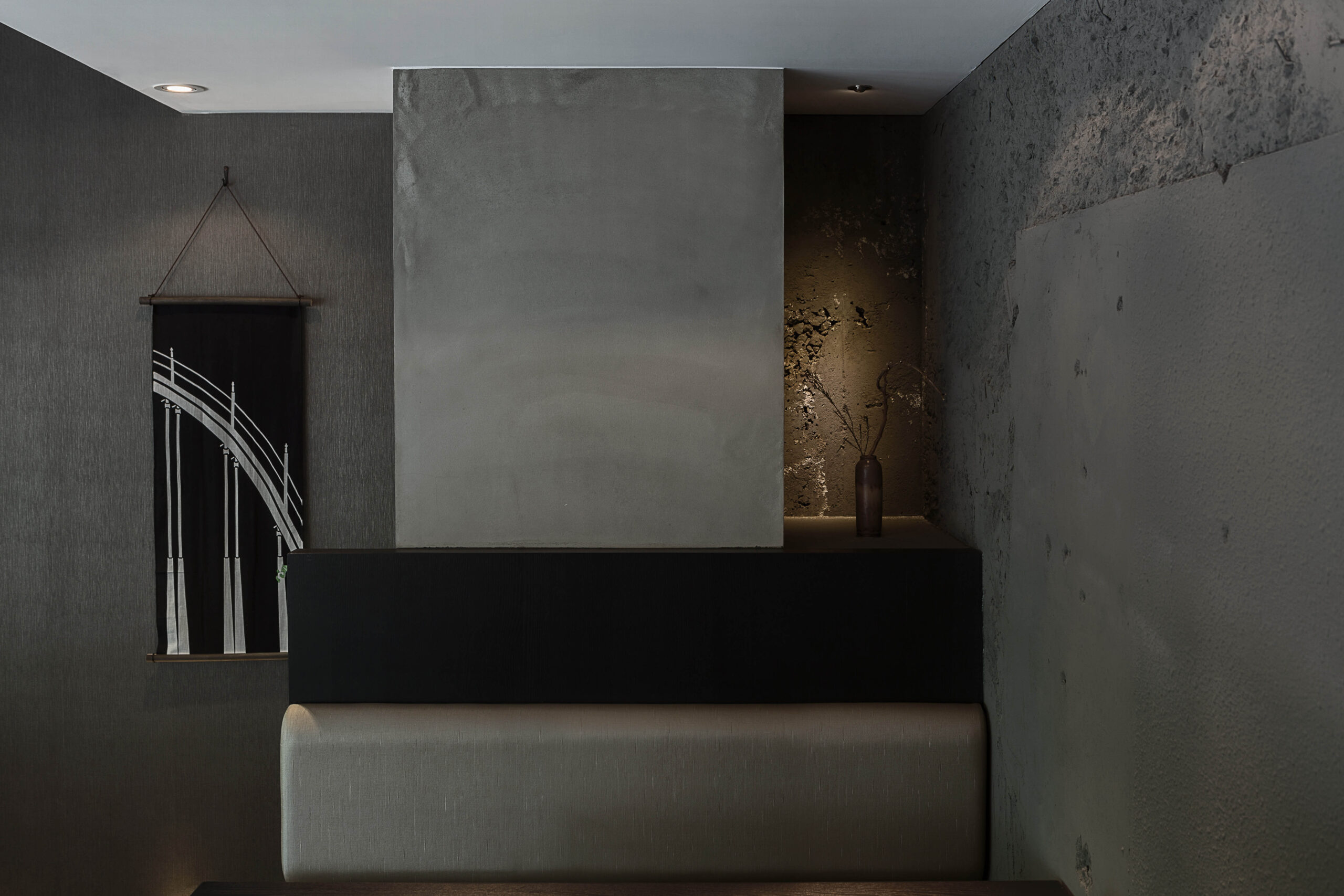 しゃぶしゃぶ店の和モダンな店舗内装 施工事例
