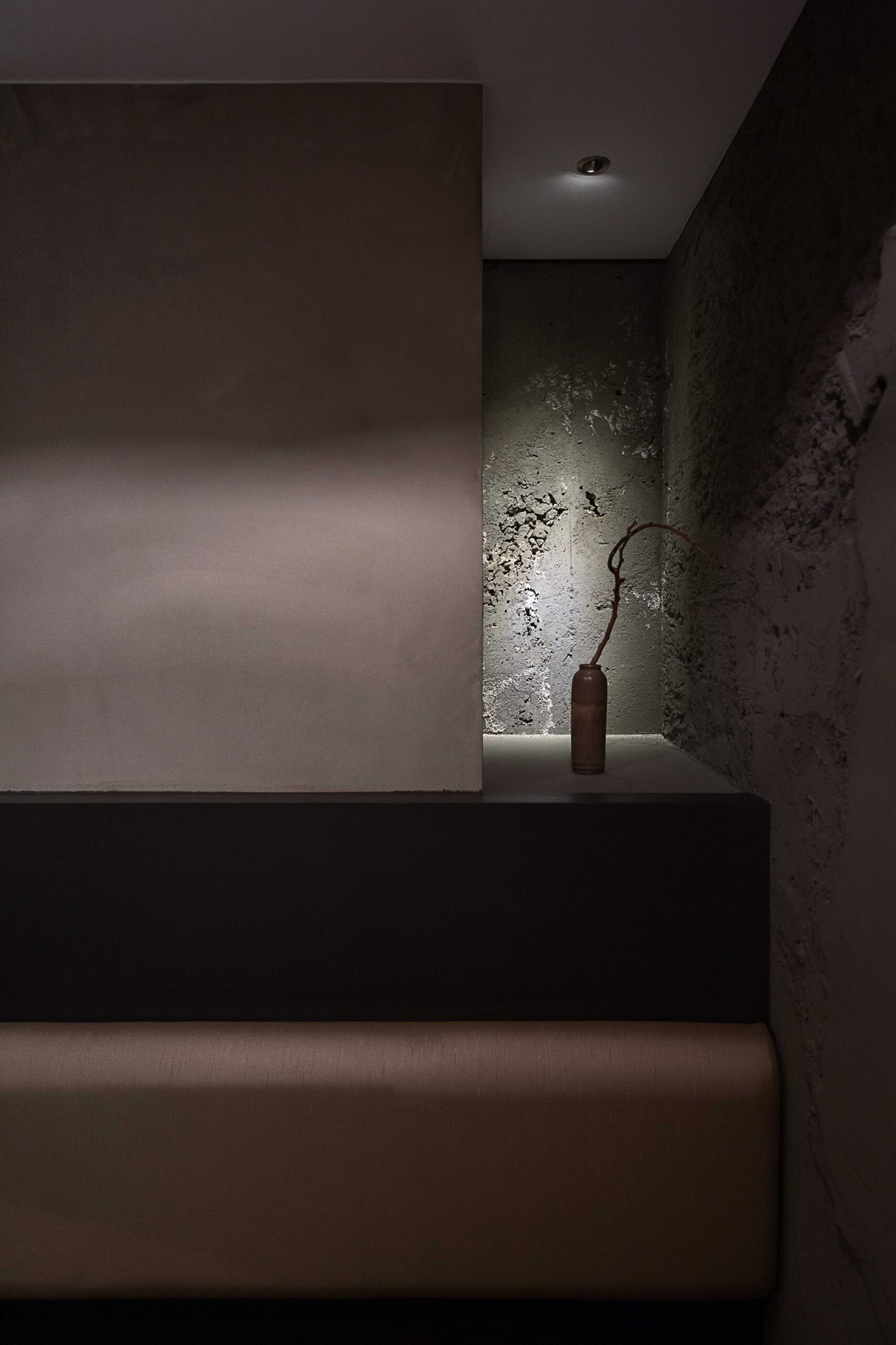 しゃぶしゃぶ店の和モダンな店舗内装 施工事例
